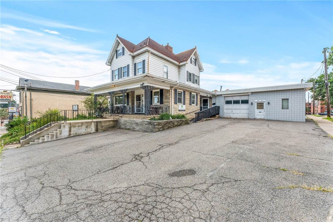 35 Balph Avenue - Photo 1