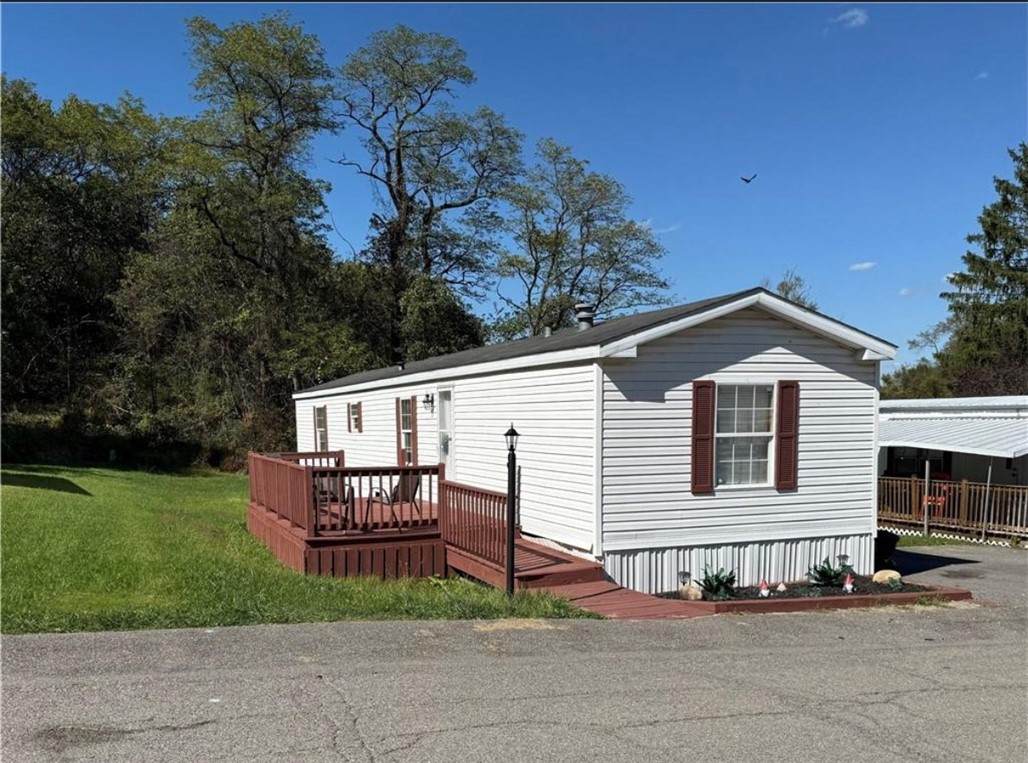 105 Country Club Dr - Photo 1