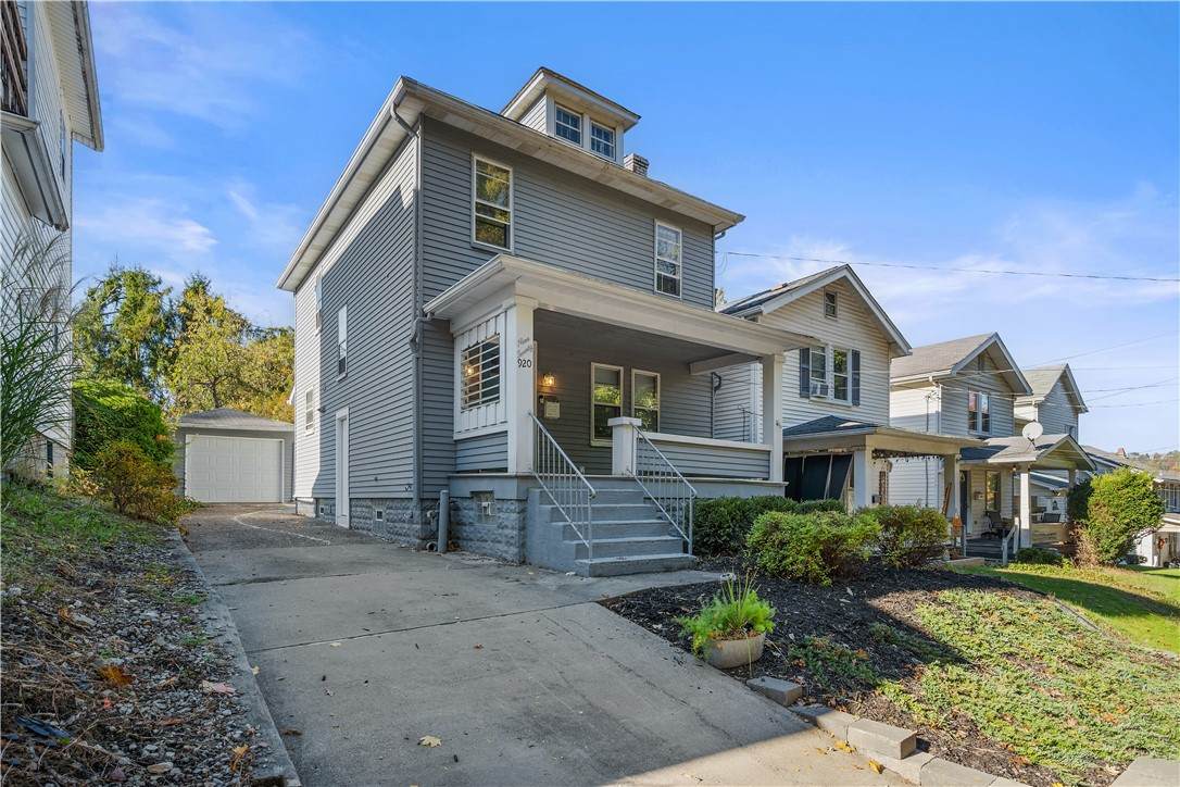 920 Watson St - Photo 1