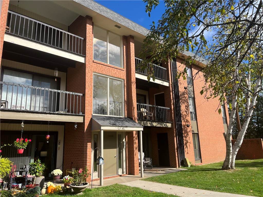 1000 College Park Dr #9 - Photo 1