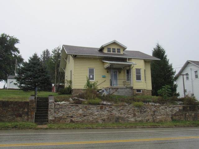 1688 Pitt Street - Photo 1