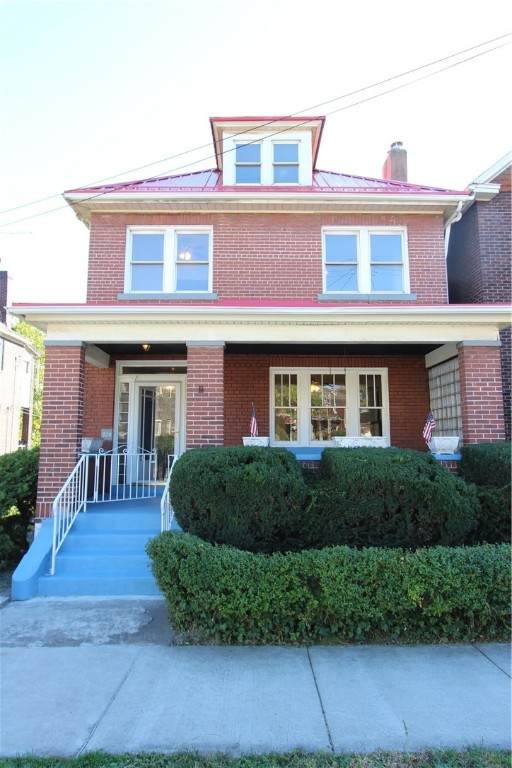 328 Center St - Photo 1