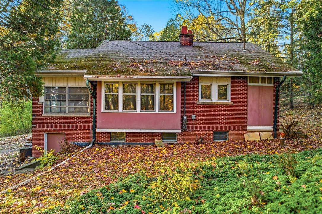 729 Lake Road - Photo 1