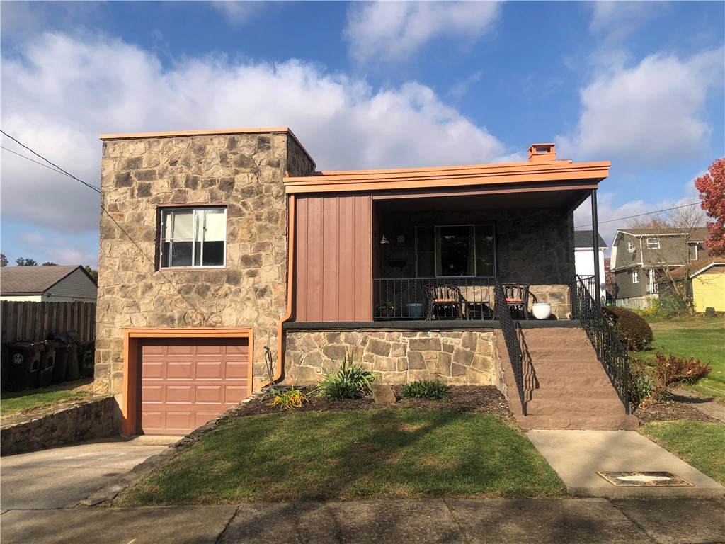 33 Kensington Circle - Photo 1
