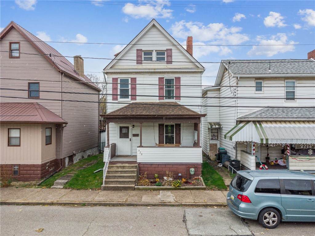 920 Brackenridge Ave - Photo 1