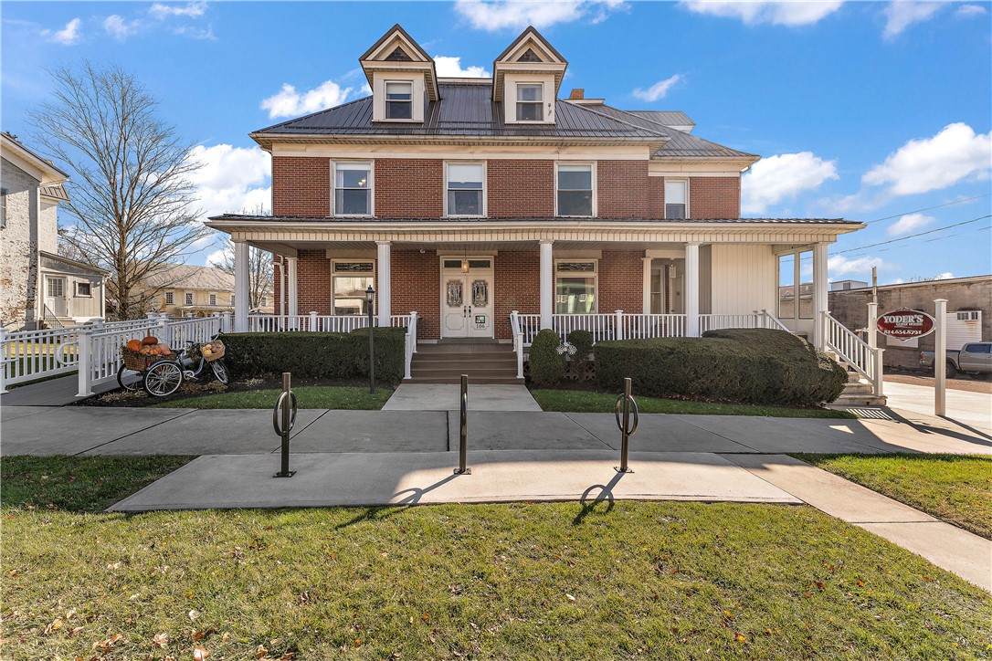 106 Meyers Avenue - Photo 1