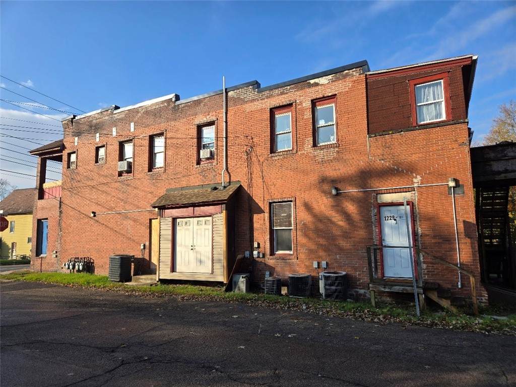 https://bt-photos.global.ssl.fastly.net/pittsburgh/orig_boomver_1_1731993-2.jpg