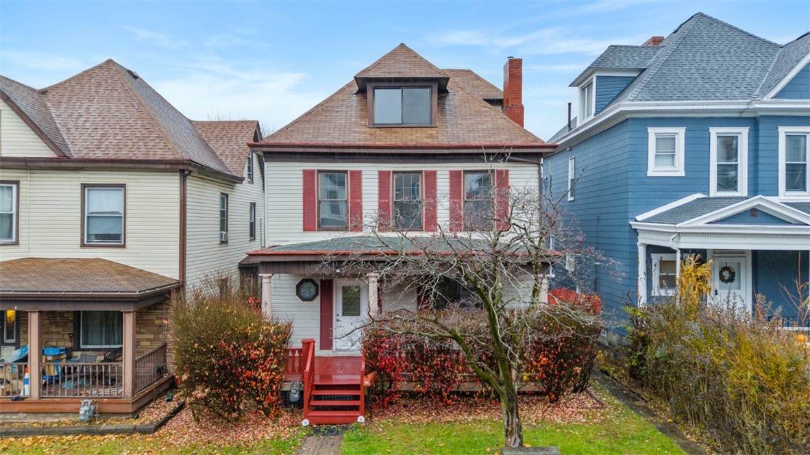 119 Harrison Ave - Photo 1