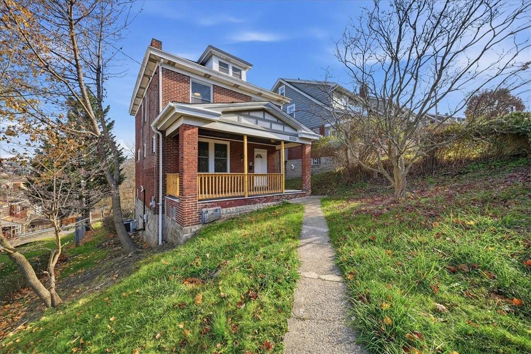 1044 Biltmore Ave - Photo 1