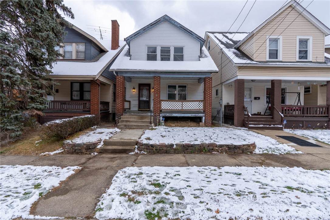 48 Sampson Ave - Photo 1