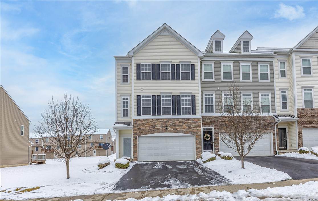 10 Roosevelt Dr - Photo 1