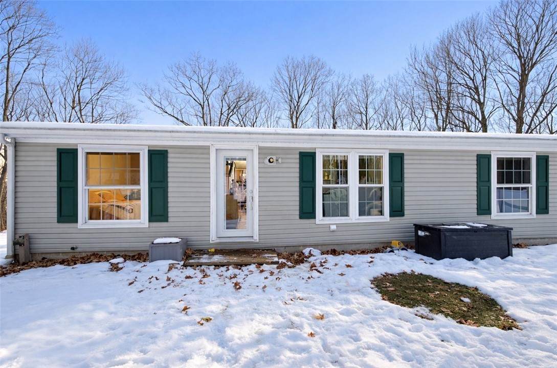 180 Hemlock Rd - Photo 1