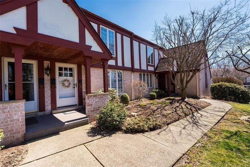 127 Greenview Drive - Photo 1