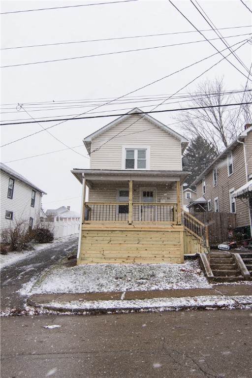 105 Washington St - Photo 1