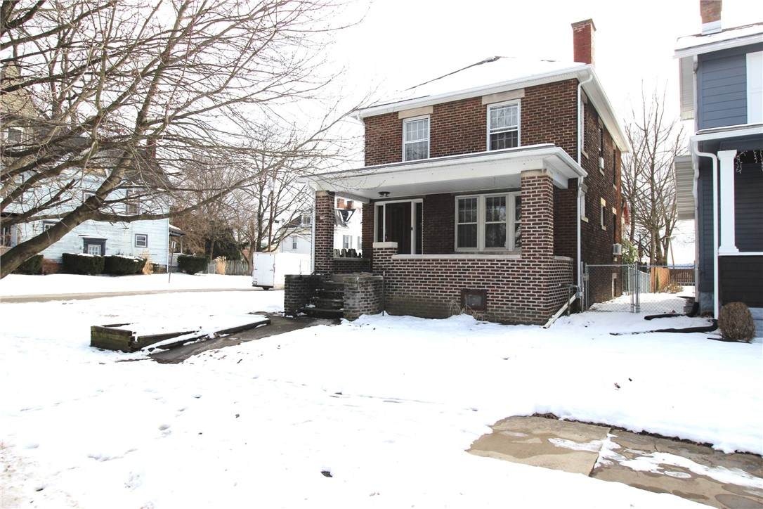 124 Wallace Ave - Photo 1