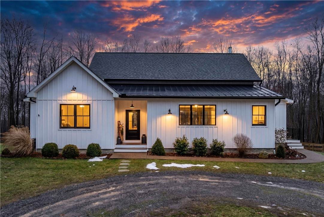 103 Silver Oak Ln - Photo 1