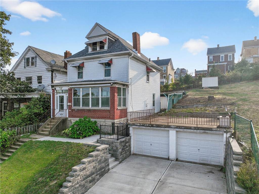 1831 Woodward Ave - Photo 1