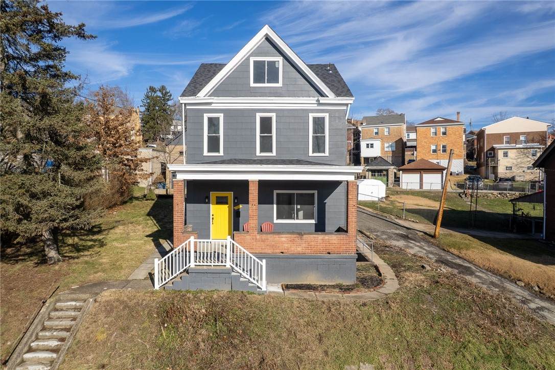 127 Woodford Ave - Photo 1