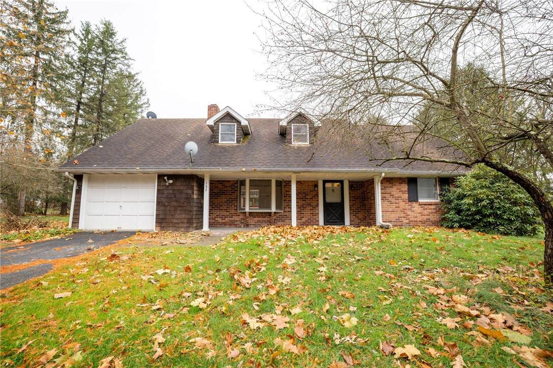 137 Boswell Rd - Photo 1