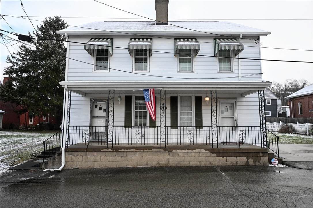 209 211 Water St - Photo 1