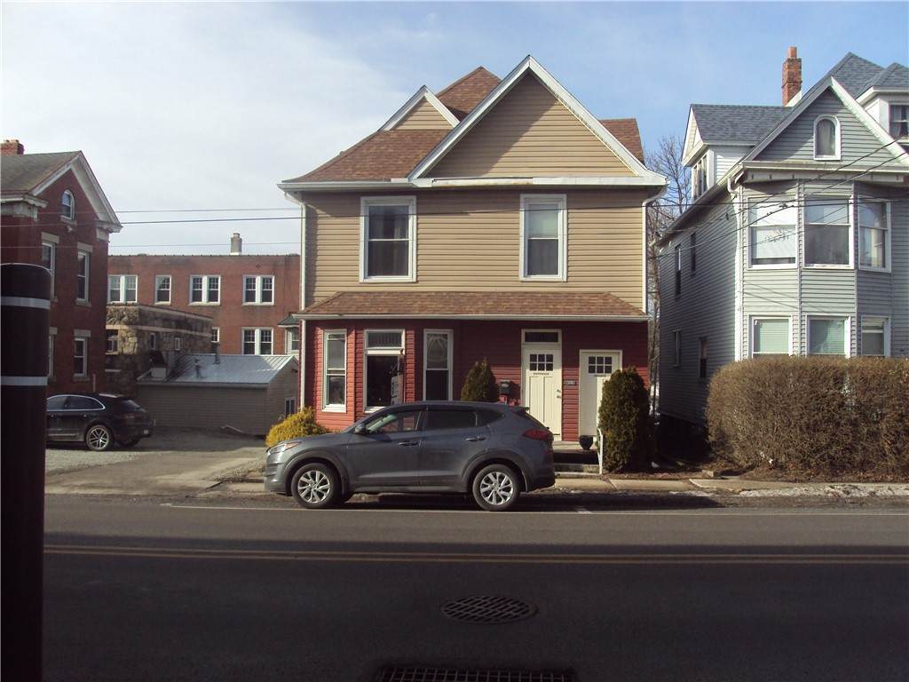 115 Edgewood Ave - Photo 1