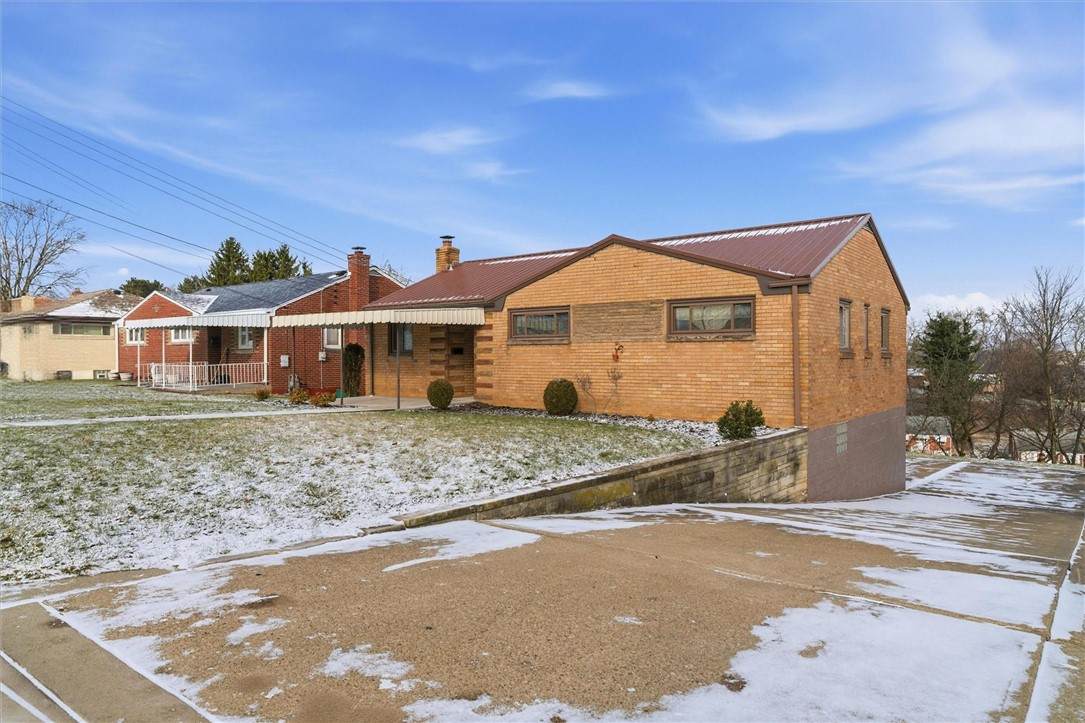 528 Glowood Dr - Photo 1