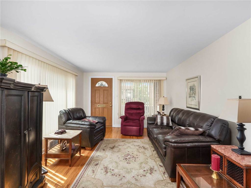 https://bt-photos.global.ssl.fastly.net/pittsburgh/orig_boomver_1_1737542-2.jpg