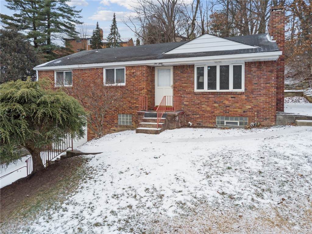1060 Cedar - Photo 1