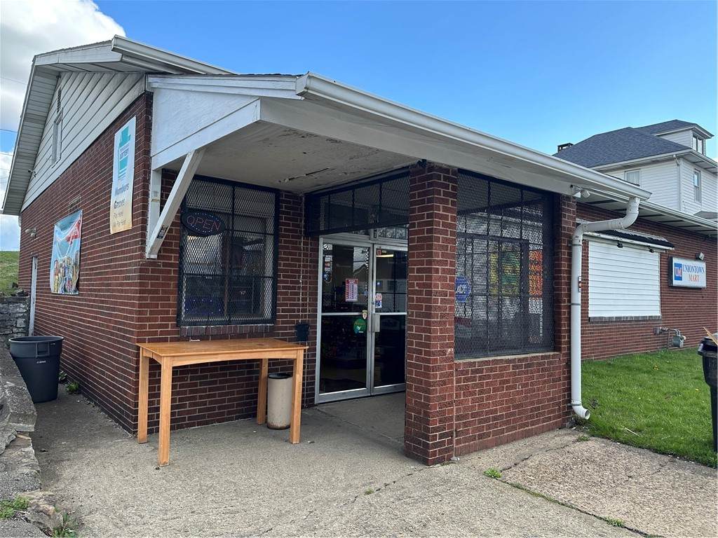 187 Lenox St - Photo 1