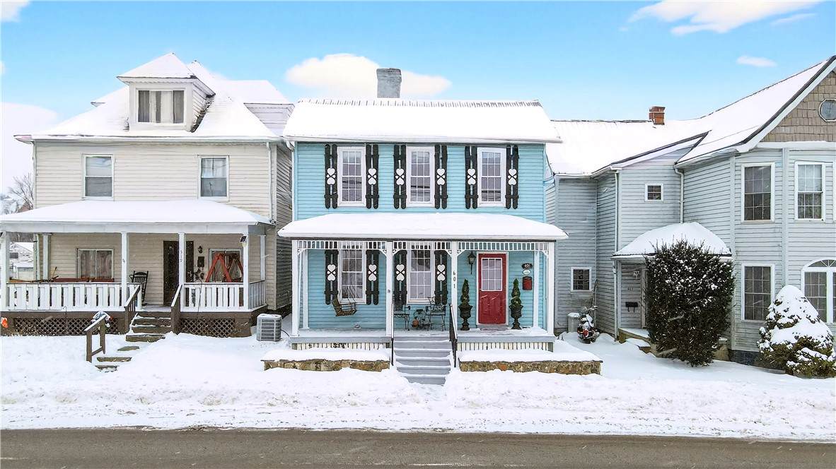 601 Broadway St - Photo 1