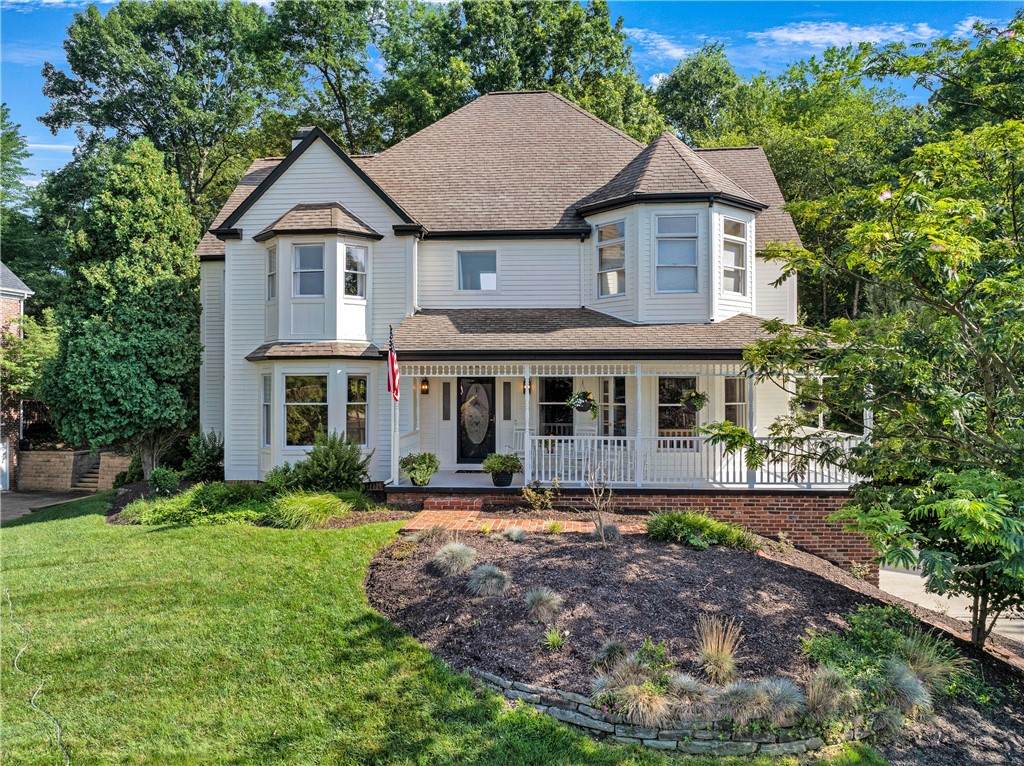 2461 Wedgewood Dr - Photo 1