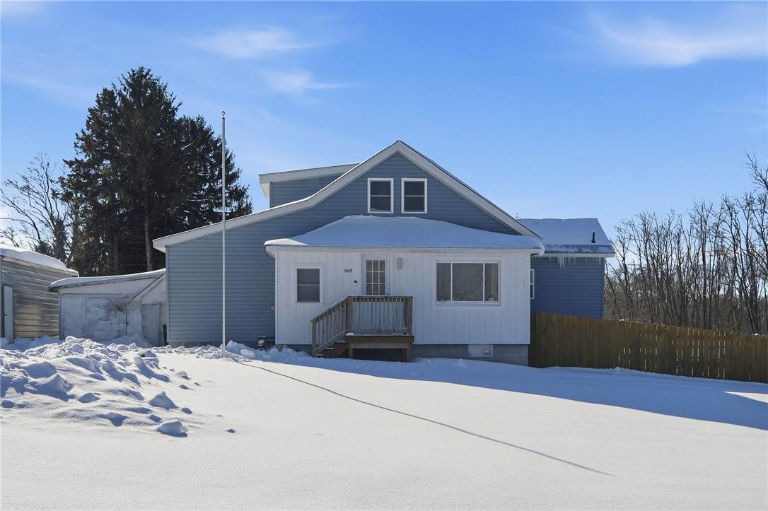 1085 Kanawha St - Photo 1