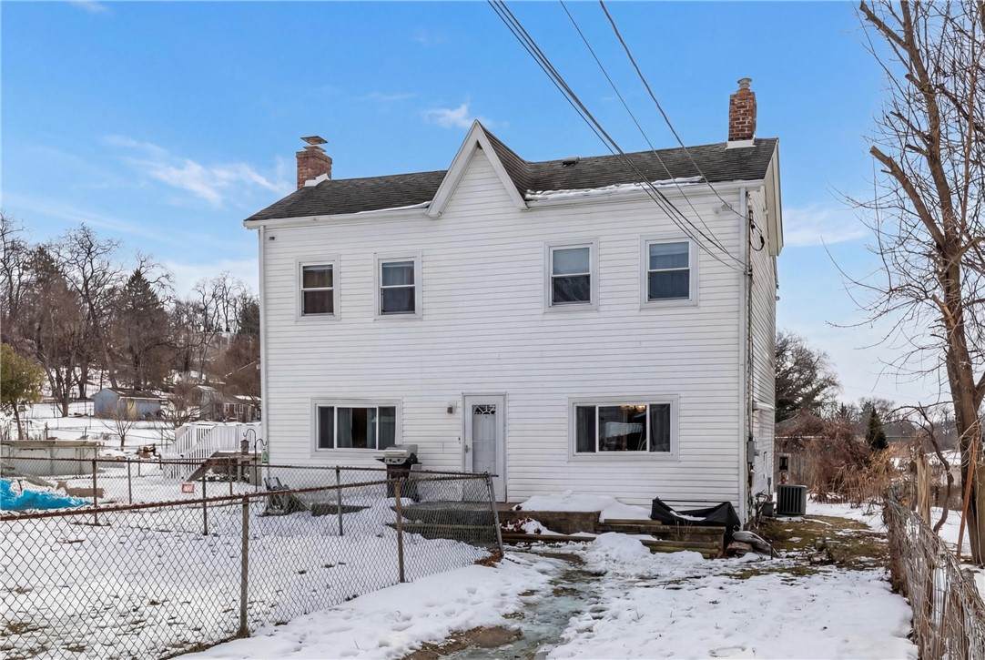 363 Copperfield Ave, Rear - Photo 1