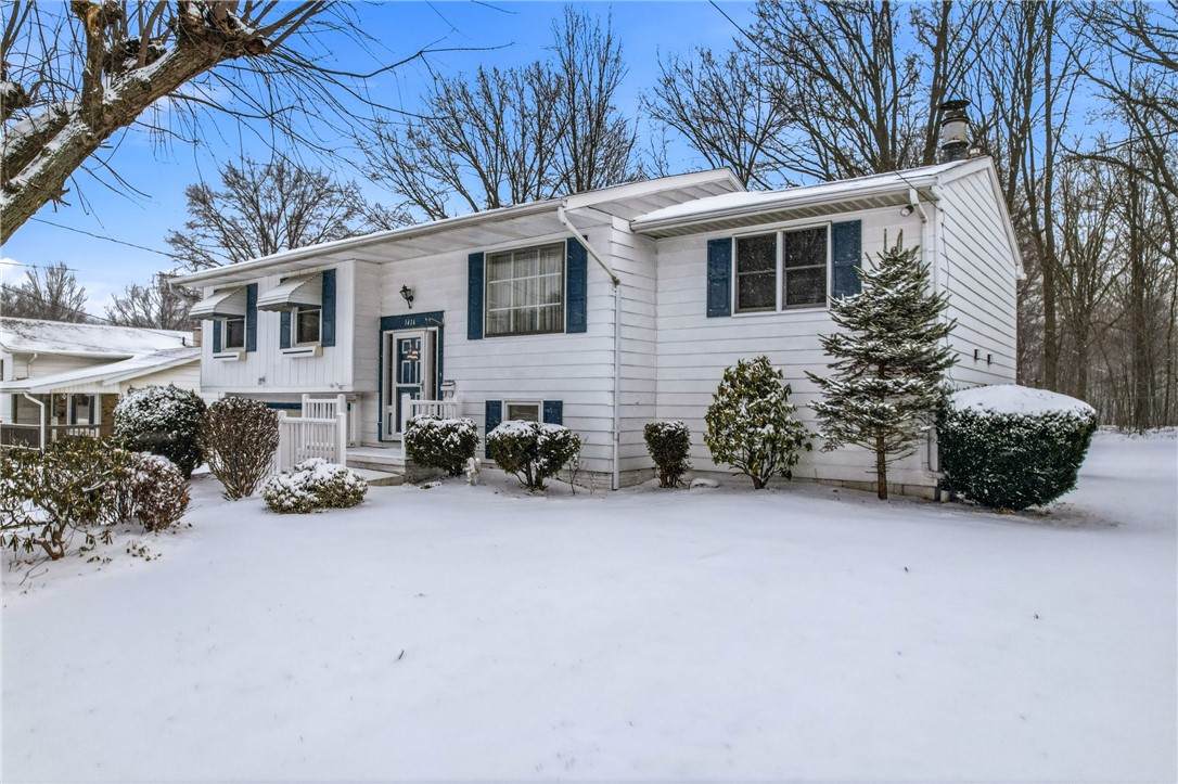 1416 Skyline Dr - Photo 1