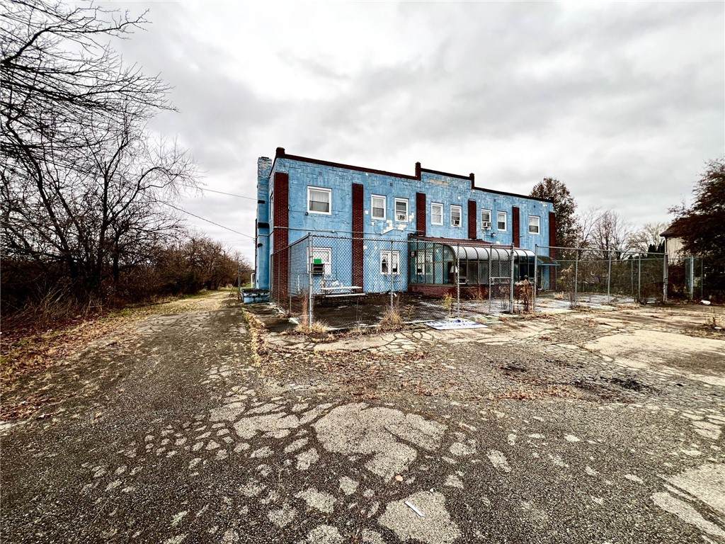 https://bt-photos.global.ssl.fastly.net/pittsburgh/orig_boomver_1_1742907-2.jpg