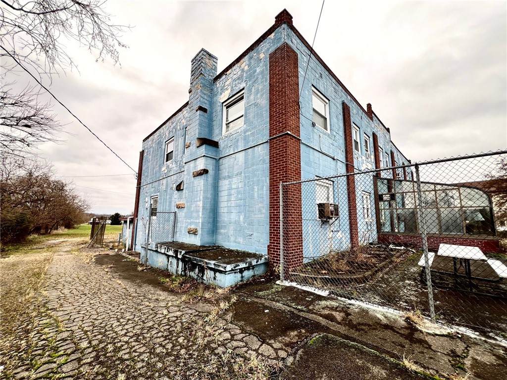 https://bt-photos.global.ssl.fastly.net/pittsburgh/orig_boomver_1_1742907-2.jpg