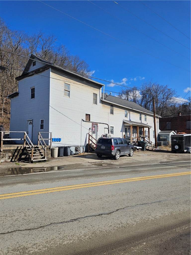 501 Main St - Photo 1