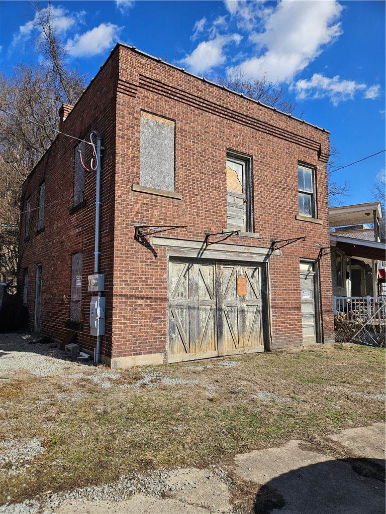 https://bt-photos.global.ssl.fastly.net/pittsburgh/orig_boomver_1_1743879-2.jpg