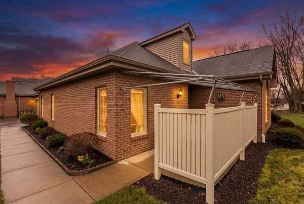 118 Windcrest Ct - Photo 1