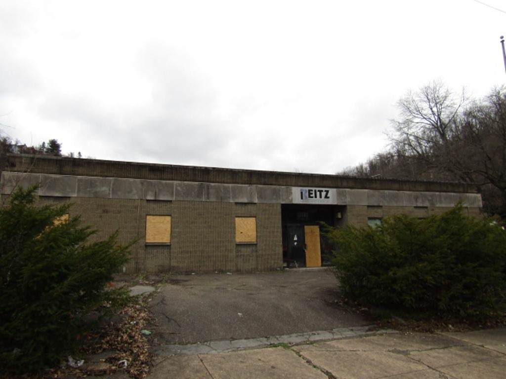 805 Wood St - Photo 1