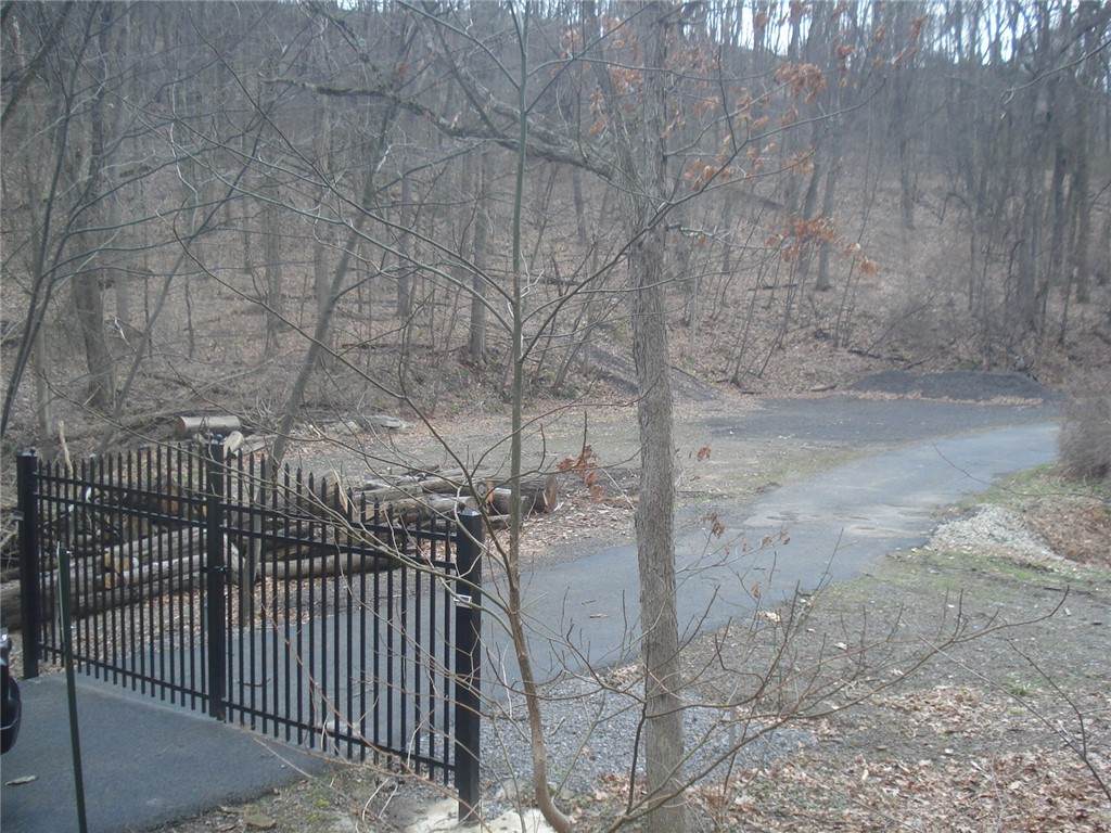 https://bt-photos.global.ssl.fastly.net/pittsburgh/orig_boomver_1_1744693-2.jpg