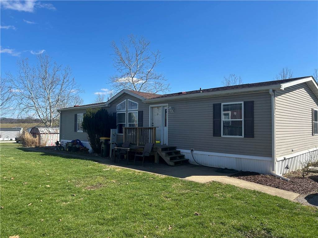 1124 Atlantis Dr - Photo 1