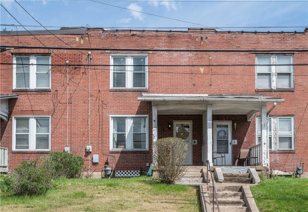 421 Avenue D - Photo 1