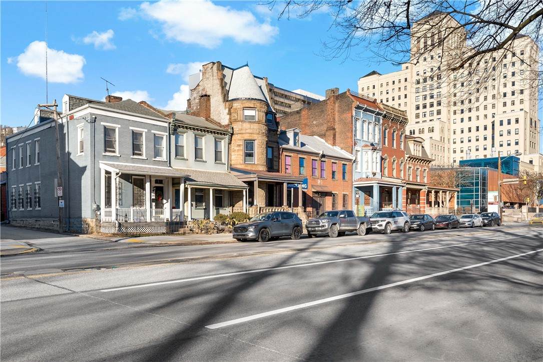 https://bt-photos.global.ssl.fastly.net/pittsburgh/orig_boomver_1_1747116-2.jpg