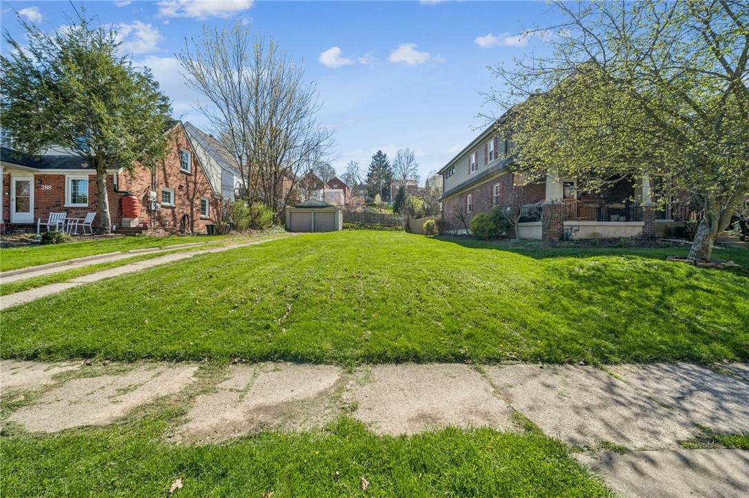 282 Ashland Ave - Photo 1