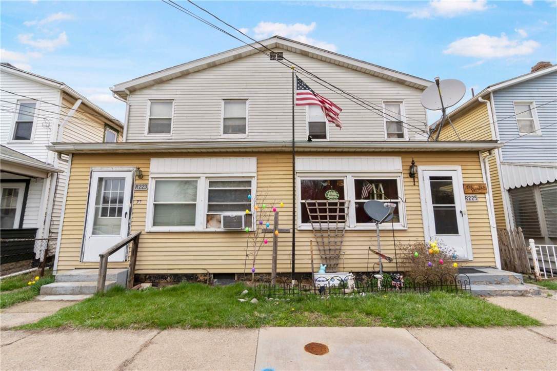 223-225 Richard St - Photo 1