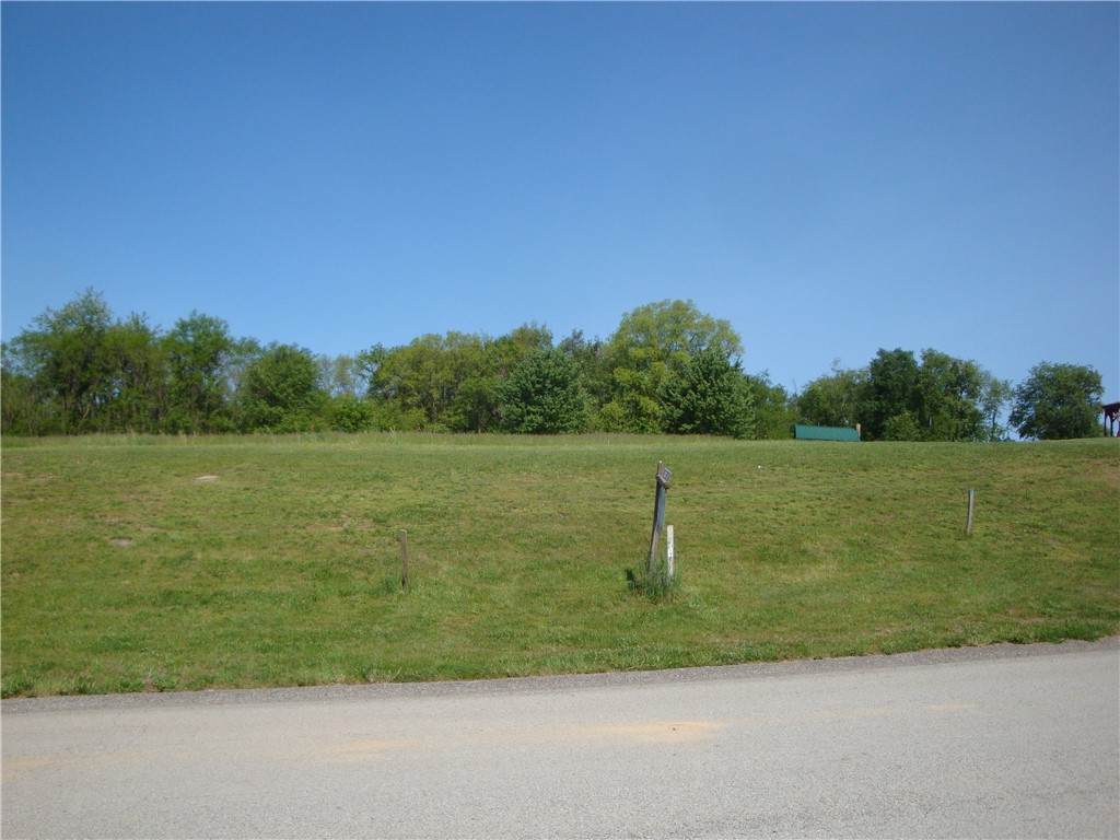 715 Victoria Way - Photo 1