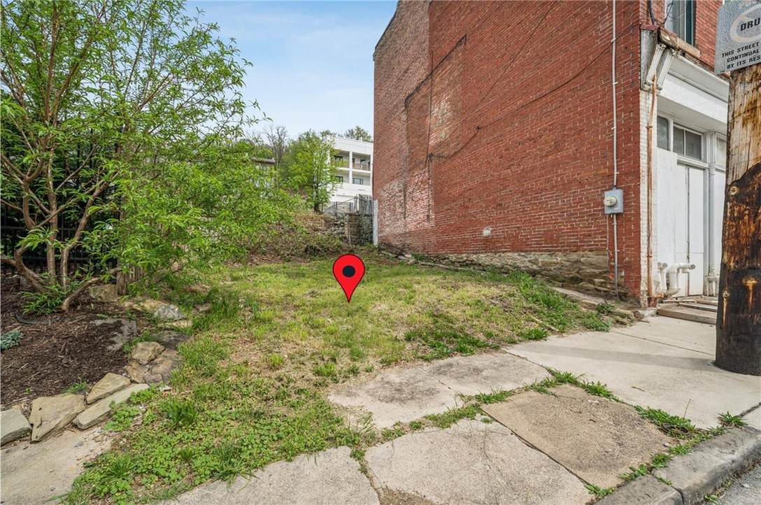 506 Armandale St - Photo 1