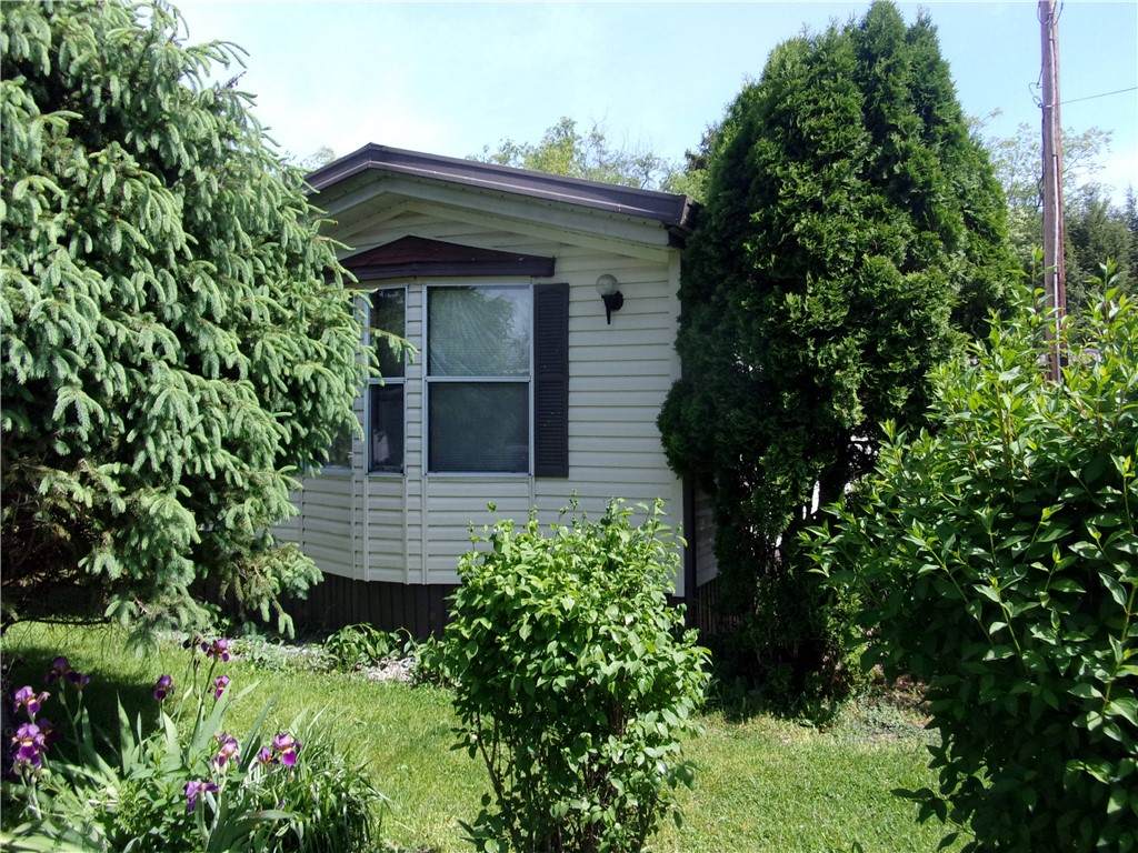 315 Hoover St - Photo 1