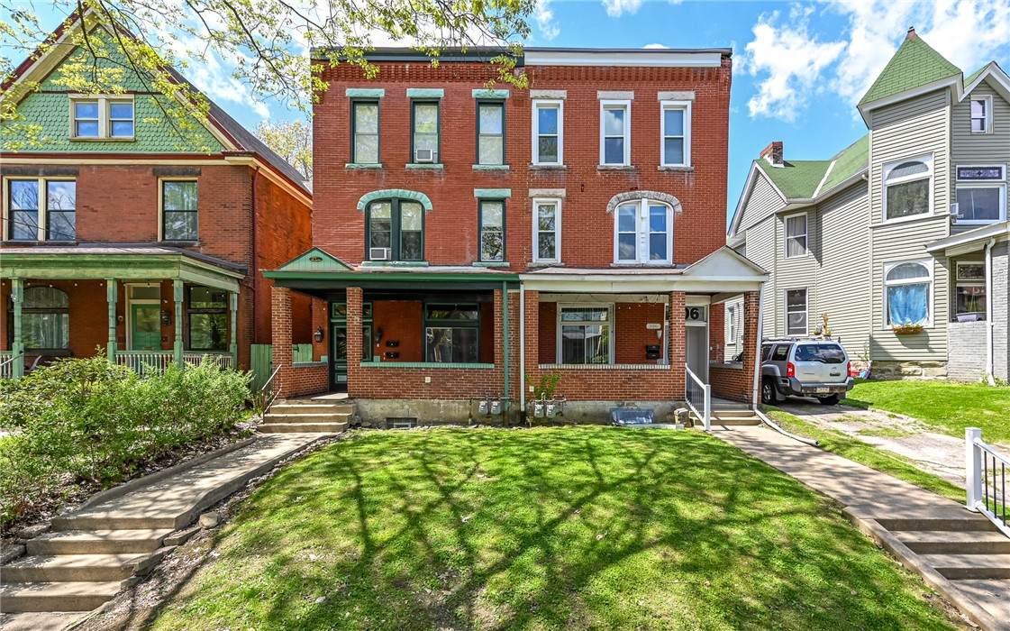 308 Pacific Ave - Photo 1